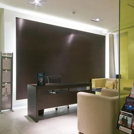 B-aparthotel Grand Place 4* Brussels